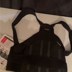 Xl Black Back prosture